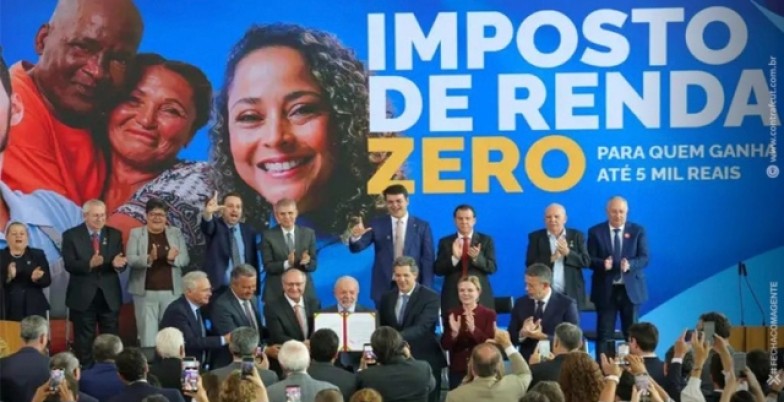 Lula sinaliza apoio a pautas históricas dos bancários: Isenção de IR na PLR e redução da jornada de trabalho lulaimposto 96e0f